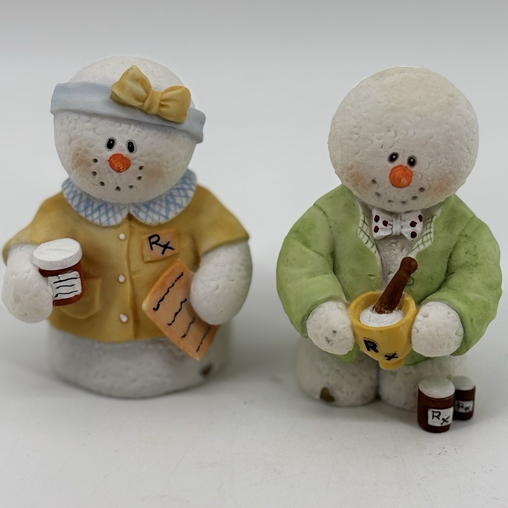 Lot 2 Sarah's Attic SnoWonders Pharmacist Snowmen RX Mortar Figurine 7529
